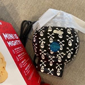 Skull mini waffle maker. Brand new. Just box opened